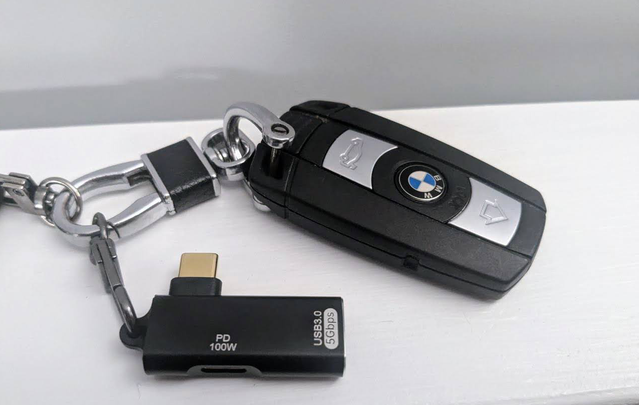 Portable Charging USB-A Female Adapter to USB-C Male OTG Adapter (Simultaneous OTG & 100W Charging)